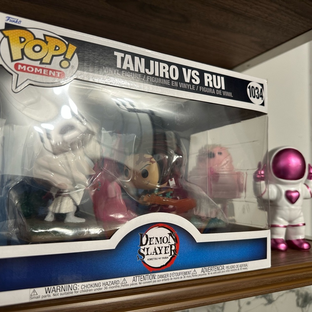 Funko Pop! Demon Slayer Tanjiro vs Rui Collectible